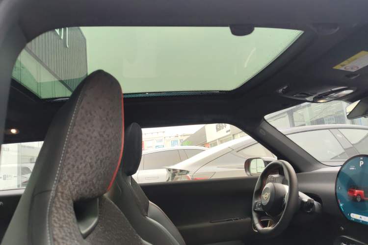 Used MINI Electric COOPER 2024 452km COOPER SE Racing Driver Headliner