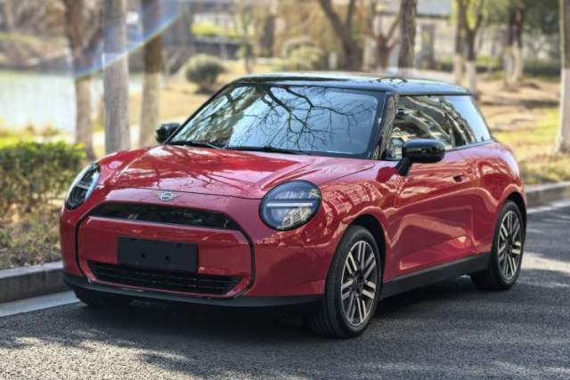 Used MINI Electric COOPER 2024 456km COOPER E Classic Edition