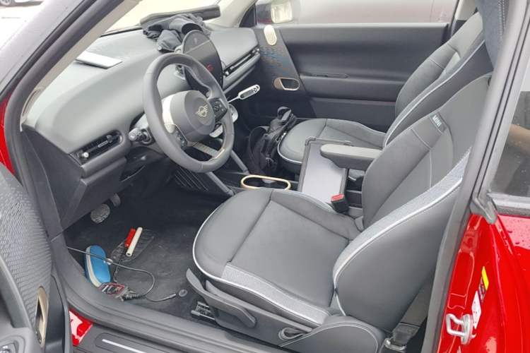 Used MINI Electric COOPER 2024 456km COOPER E Classic Edition Left Front Seat