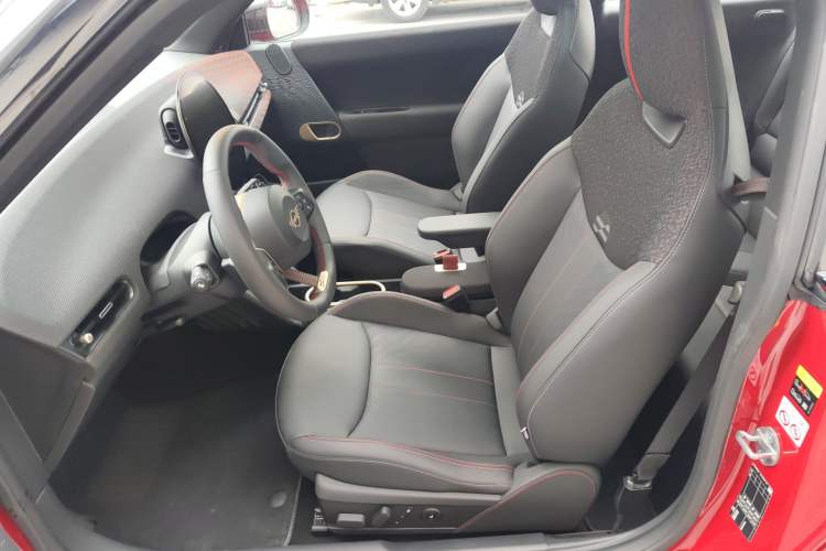 Used MINI Electric COOPER 2024 452km COOPER SE Racing Driver Left Front Seat