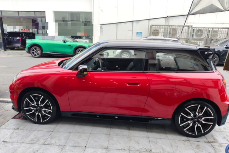 Used MINI Electric COOPER 2024 452km COOPER SE Racing Driver Left Side
