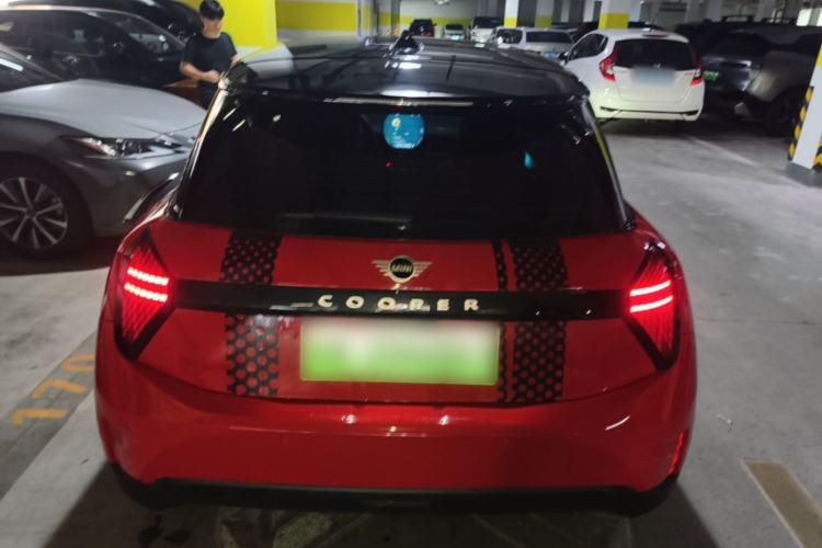 Used MINI Electric COOPER 2024 456km COOPER E Classic Edition Rear