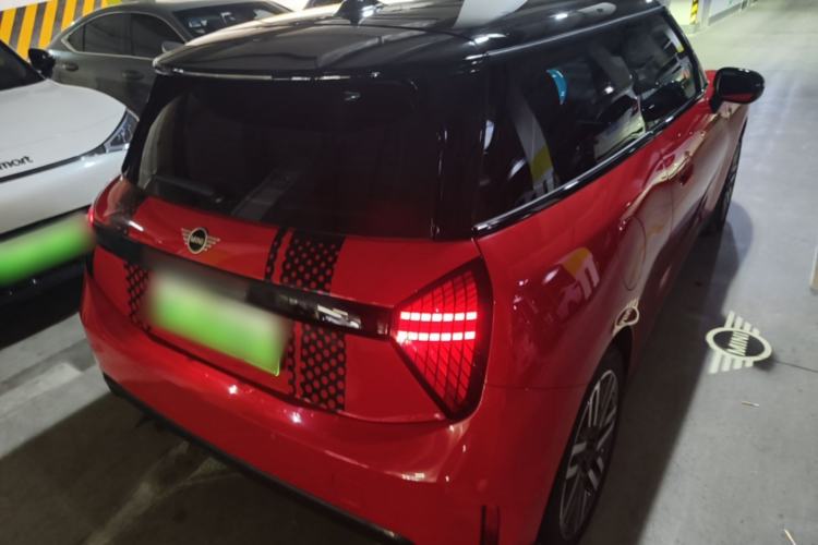 Used MINI Electric COOPER 2024 456km COOPER E Classic Edition Rear Right 45 Deg
