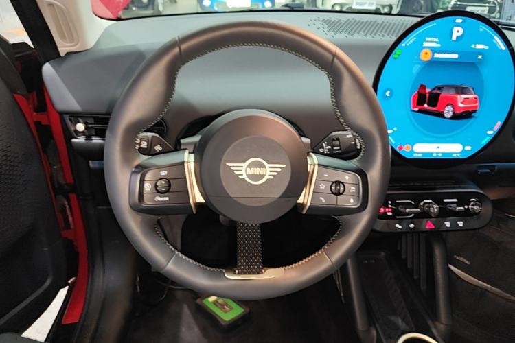 Used MINI Electric COOPER 2024 456km COOPER E Classic Edition Steering Wheel