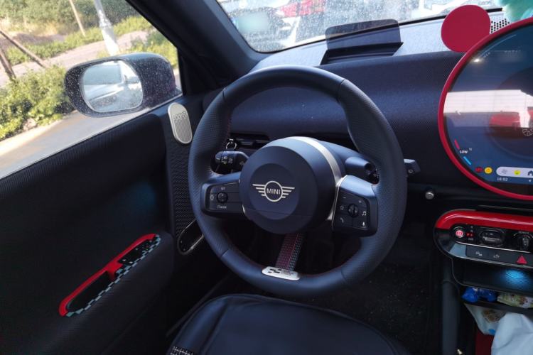 Used MINI Electric COOPER 2024 452km COOPER SE Racing Driver Steering Wheel