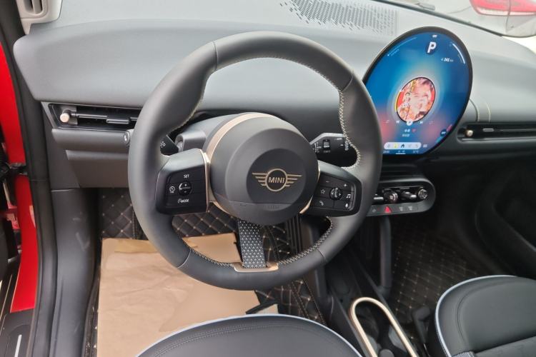 Used MINI Electric COOPER 2024 456km COOPER E Classic Edition Steering Wheel