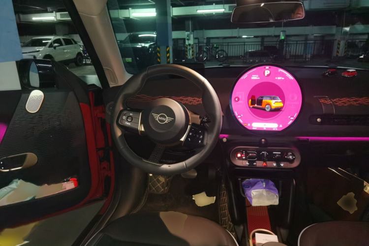Used MINI Electric COOPER 2024 452km COOPER SE Artist Steering Wheel