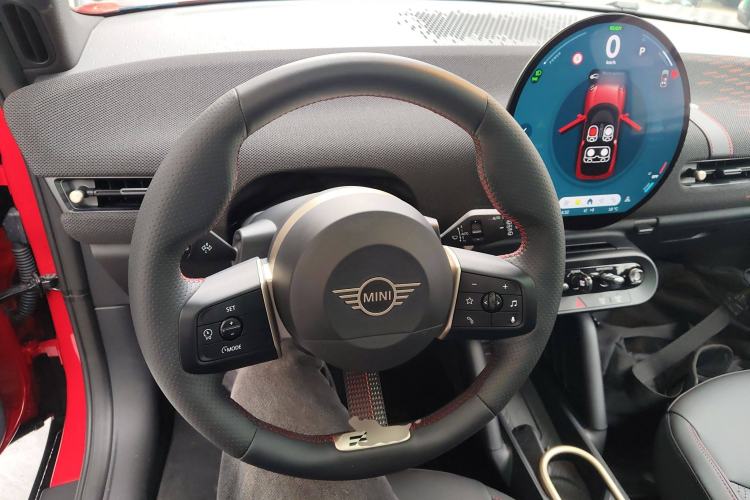 Used MINI Electric COOPER 2024 452km COOPER SE Racing Driver Steering Wheel