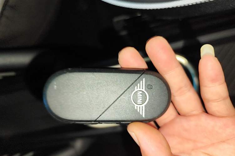 Used MINI Electric COOPER 2024 456km COOPER E Classic Edition Vehicle Key