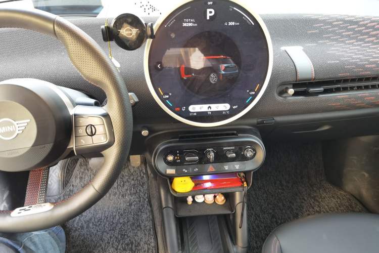 Used MINI Electric COOPER 2024 452km COOPER SE Racing Driver Audio And AC Panel