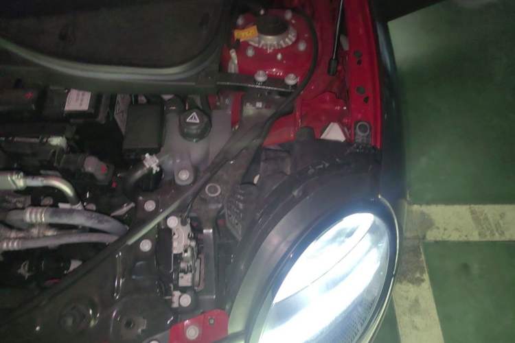 Used MINI Electric COOPER 2024 456km COOPER E Classic Edition Engine Bay Left