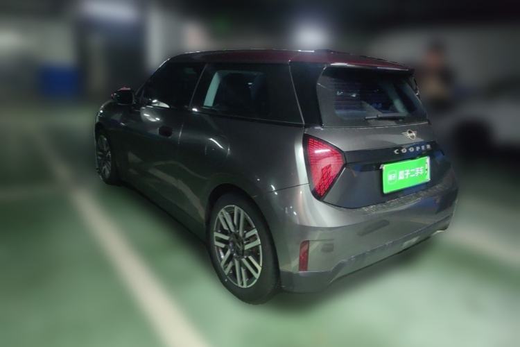 Used MINI Electric COOPER 2024 456km COOPER E Classic Edition Rear Left 45 Deg