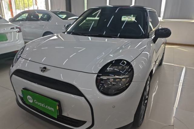 Used MINI Electric COOPER 2024 456km COOPER E Classic Edition
