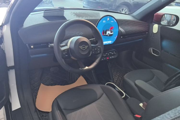 Used MINI Electric COOPER 2024 452km COOPER SE Racing Driver Center Console