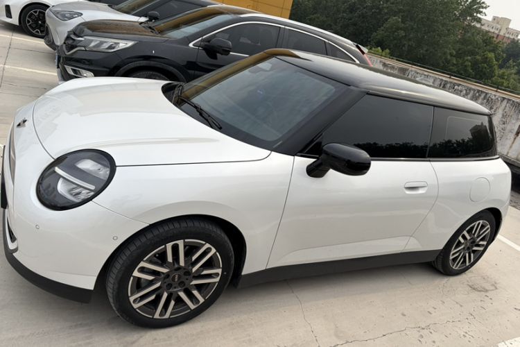 Used MINI Electric COOPER 2024 456km COOPER E Classic Edition Guazi used car, China used car export, Used car for sale, Used  cars, Cheapest cars for sale
