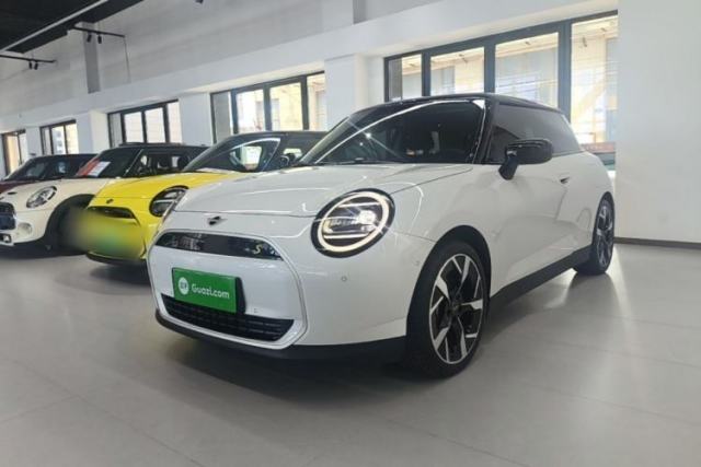 Used MINI Electric COOPER 2024 452km COOPER SE Artist