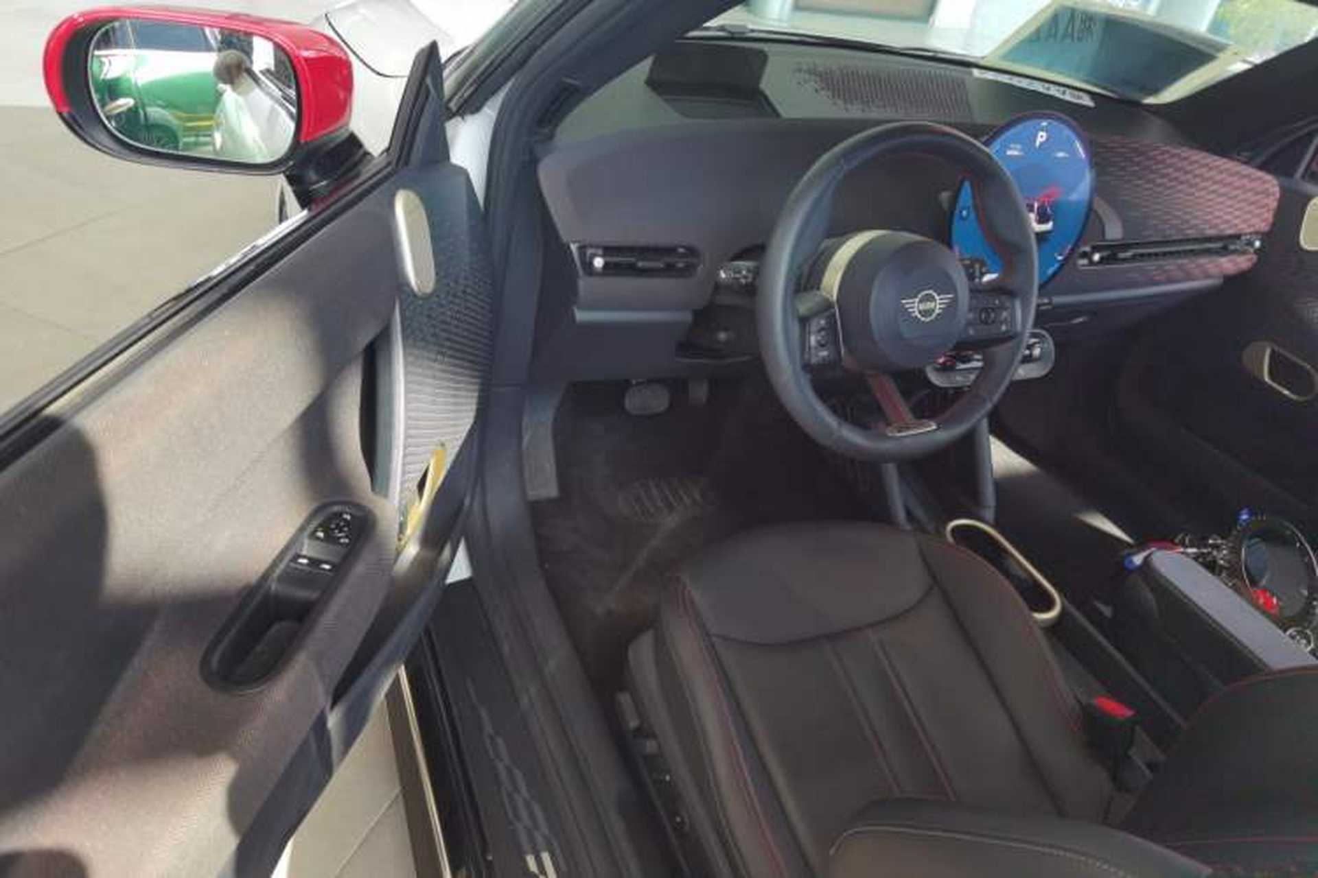 Used MINI Electric COOPER 2024 452km COOPER SE Racing Driver Driver Seat