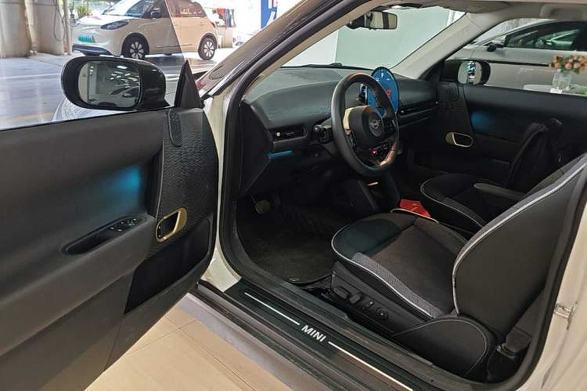 Used MINI Electric COOPER 2024 456km COOPER E Classic Edition Driver Seat