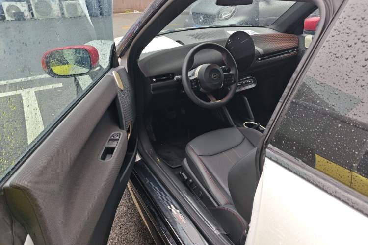 Used MINI Electric COOPER 2024 452km COOPER SE Racing Driver Driver Seat
