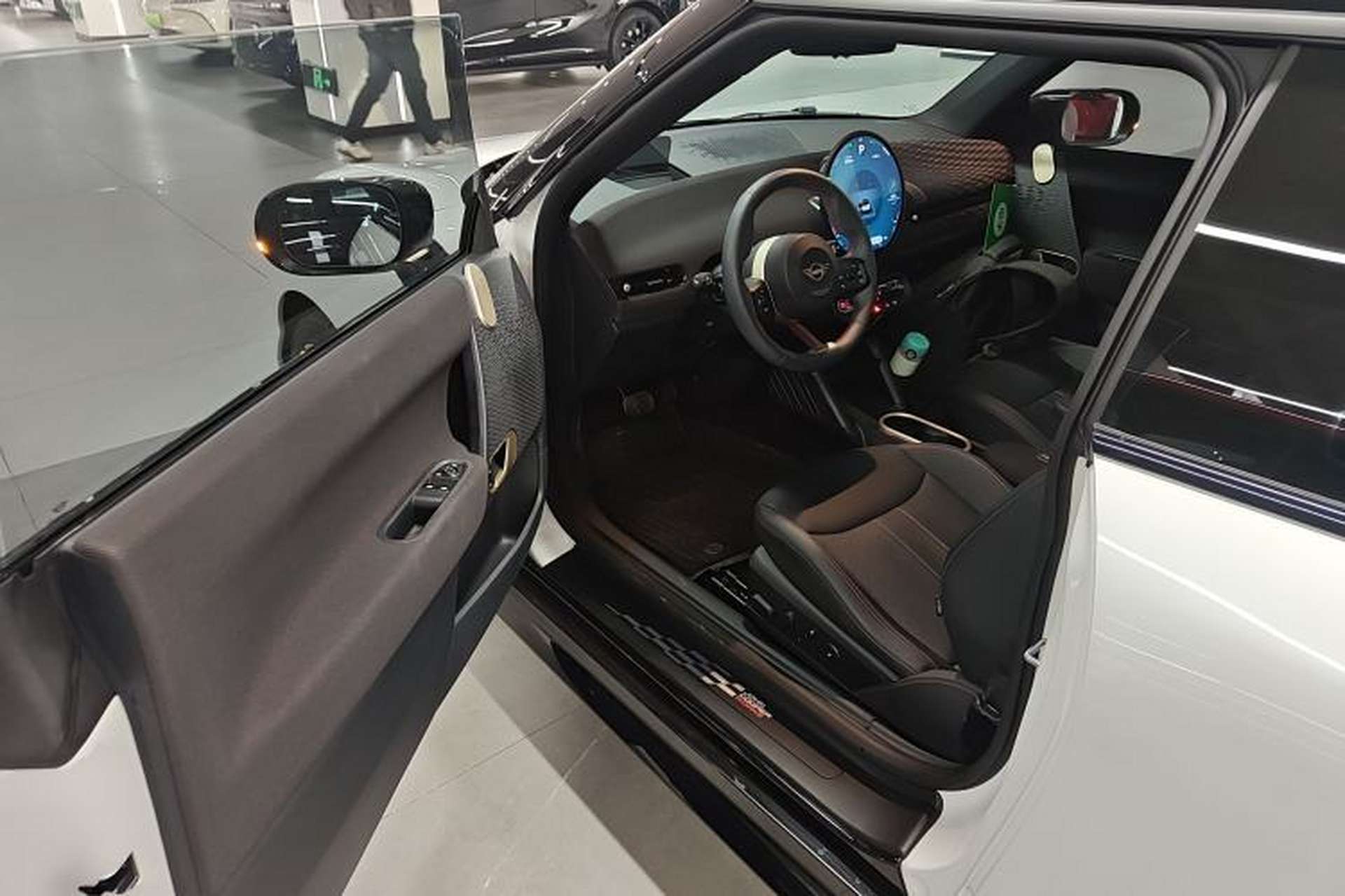 Used MINI Electric COOPER 2024 452km COOPER SE Racing Driver Driver Seat