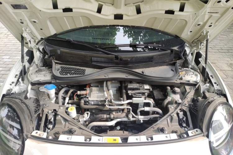 Used MINI Electric COOPER 2024 456km COOPER E Classic Edition Engine Bay
