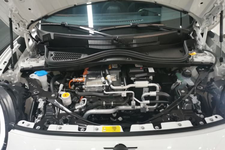 Used MINI Electric COOPER 2024 452km COOPER SE Racing Driver Engine Bay