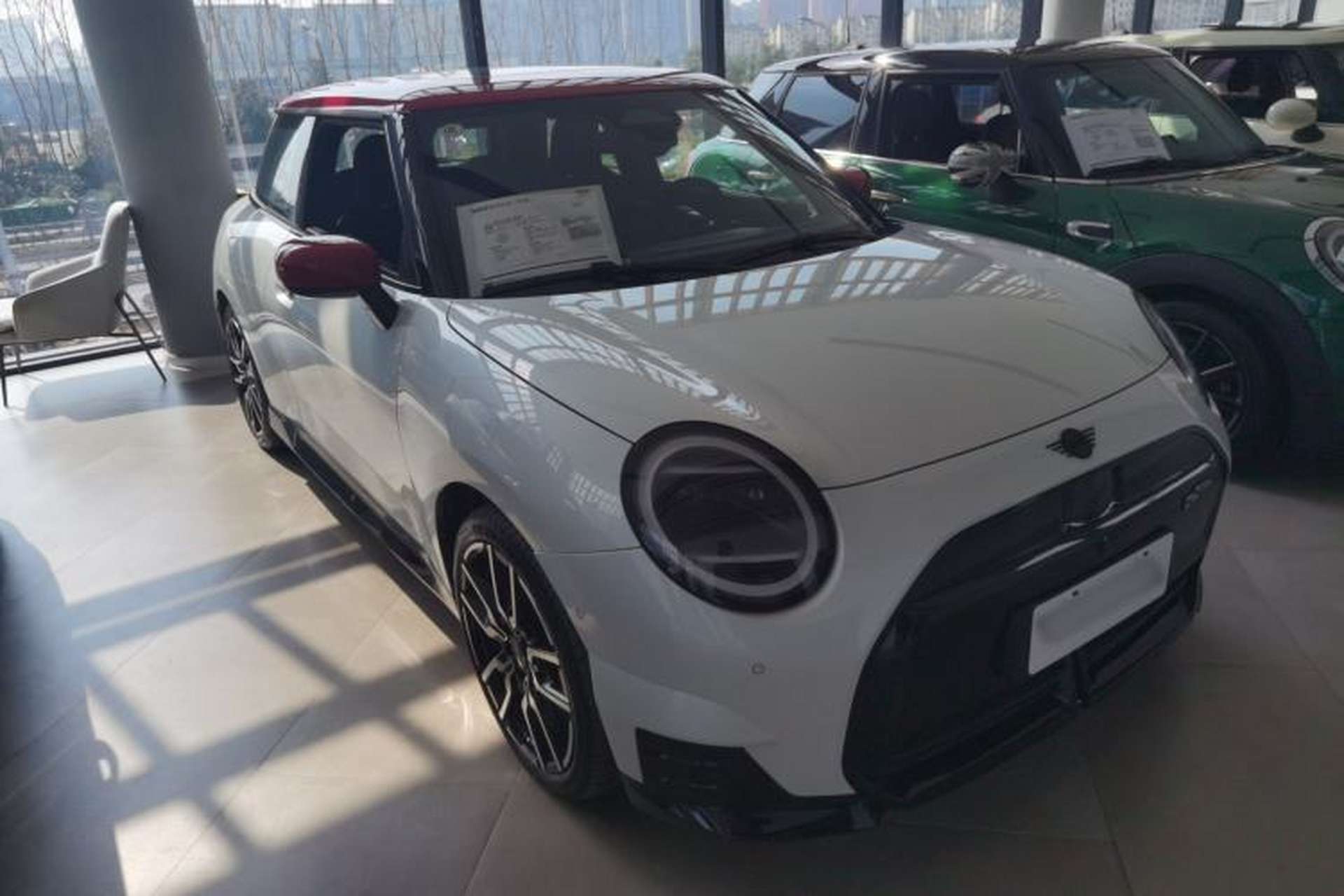 Used MINI Electric COOPER 2024 452km COOPER SE Racing Driver Exterior 1