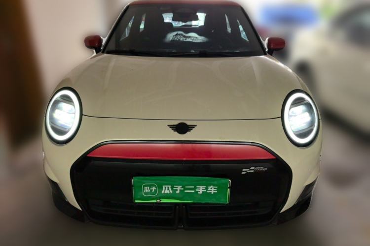 Used MINI Electric COOPER 2024 452km COOPER SE Racing Driver Exterior 1