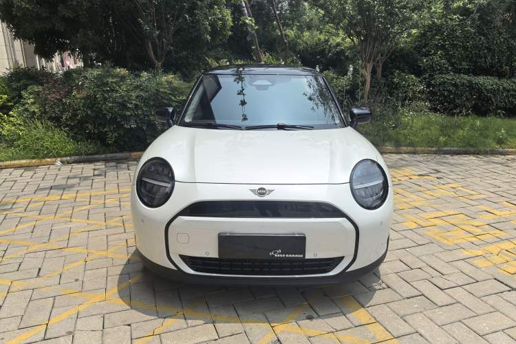 Used MINI Electric COOPER 2024 456km COOPER E Classic Edition Exterior 1