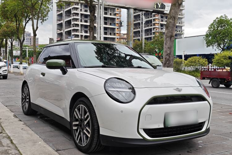 Used MINI Electric COOPER 2024 456km COOPER E Classic Edition Exterior 2
