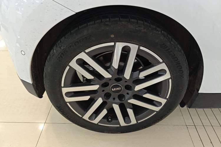 Used MINI Electric COOPER 2024 456km COOPER E Classic Edition Exterior 4