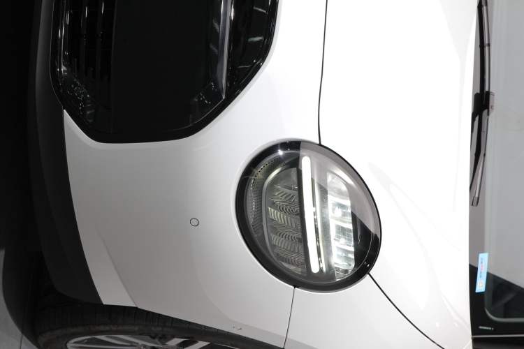 Used MINI Electric COOPER 2024 456km COOPER E Classic Edition Exterior 5