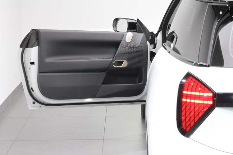 Used MINI Electric COOPER 2024 456km COOPER E Classic Edition Exterior 8