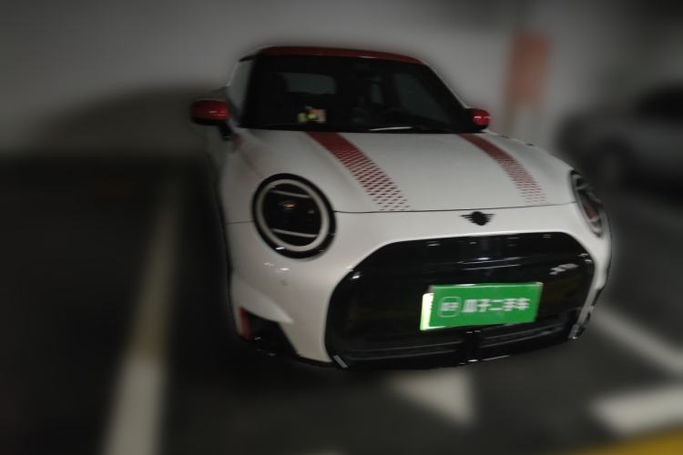 Used MINI Electric COOPER 2024 452km COOPER SE Racing Driver Front Right 45 Deg