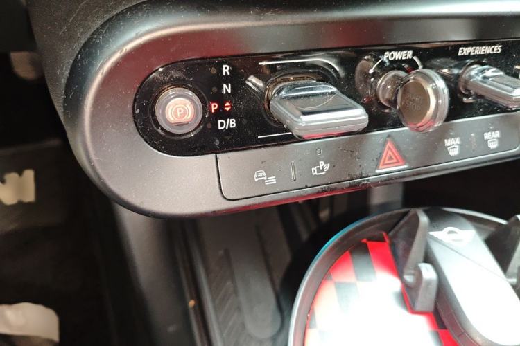 Used MINI Electric COOPER 2024 456km COOPER E Classic Edition Gear Lever