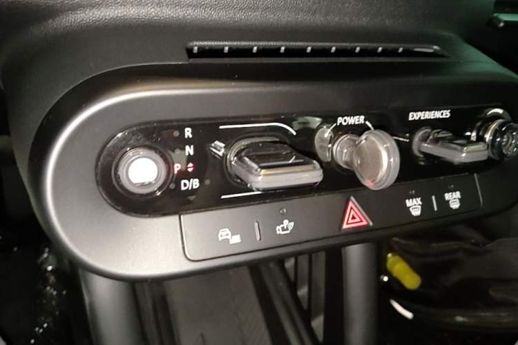 Used MINI Electric COOPER 2024 456km COOPER E Classic Edition Gear Lever
