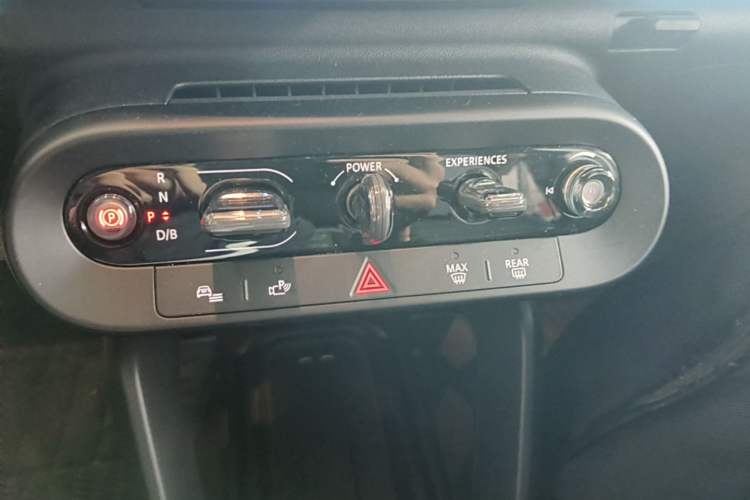 Used MINI Electric COOPER 2024 456km COOPER E Classic Edition Gear Lever
