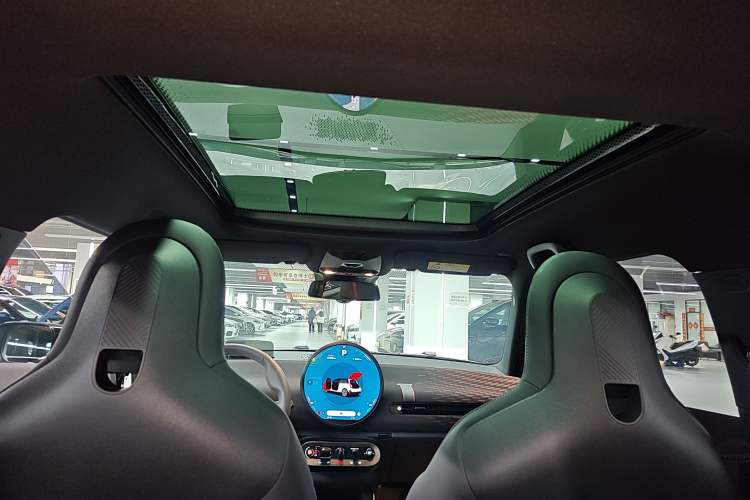 Used MINI Electric COOPER 2024 452km COOPER SE Racing Driver Headliner