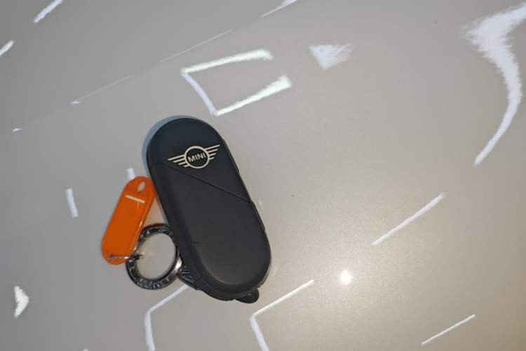 Used MINI Electric COOPER 2024 456km COOPER E Classic Edition Interior 1
