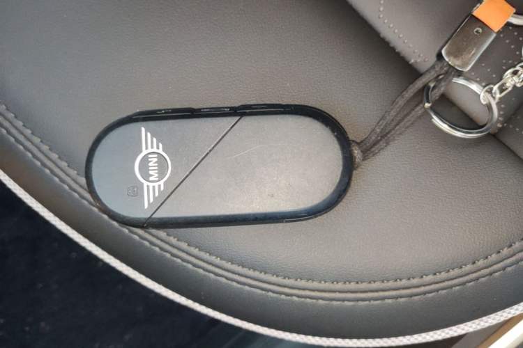 Used MINI Electric COOPER 2024 456km COOPER E Classic Edition Interior 1