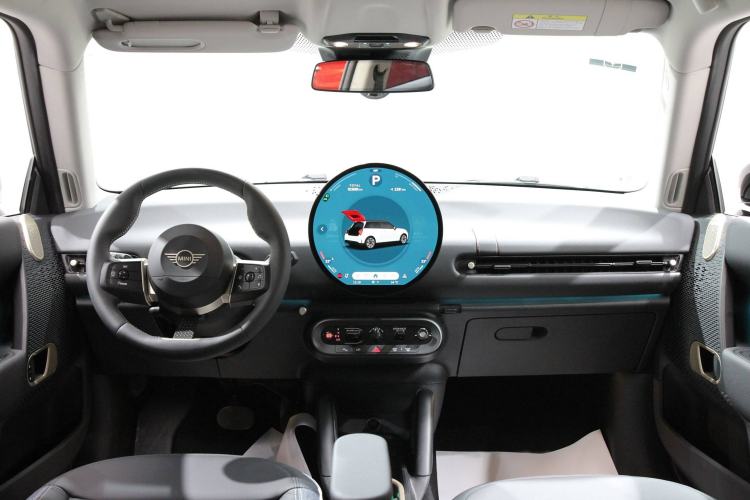 Used MINI Electric COOPER 2024 456km COOPER E Classic Edition Interior 2