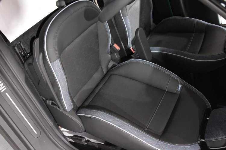 Used MINI Electric COOPER 2024 456km COOPER E Classic Edition Interior 8