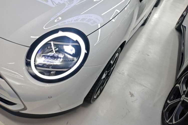 Used MINI Electric COOPER 2024 452km COOPER SE Artist Left Front Headlight