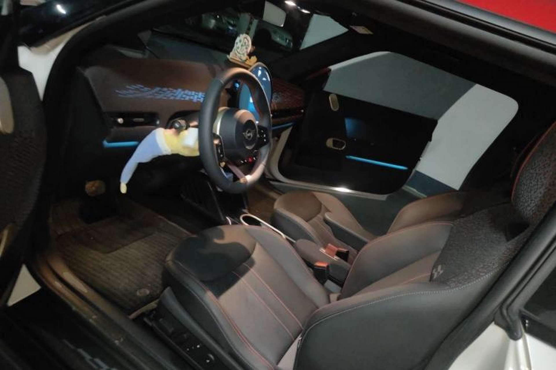 Used MINI Electric COOPER 2024 452km COOPER SE Racing Driver Left Front Seat