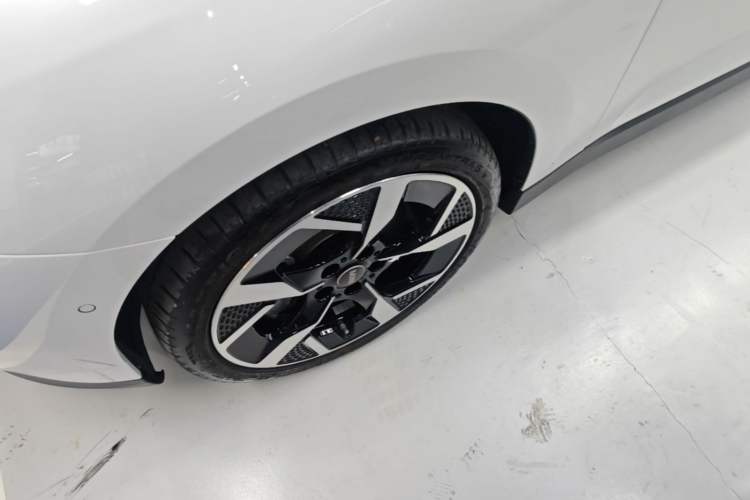 Used MINI Electric COOPER 2024 452km COOPER SE Artist Left Front Wheel Hub
