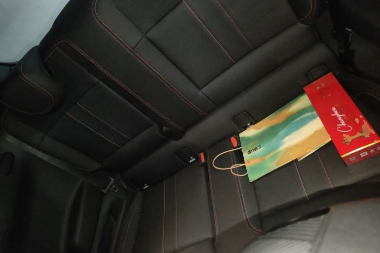 Used MINI Electric COOPER 2024 452km COOPER SE Racing Driver Left Rear Seat
