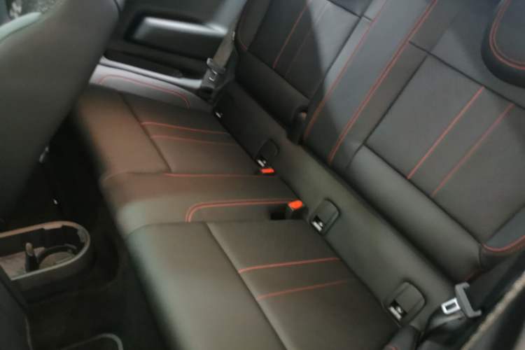 Used MINI Electric COOPER 2024 452km COOPER SE Racing Driver Left Rear Seat