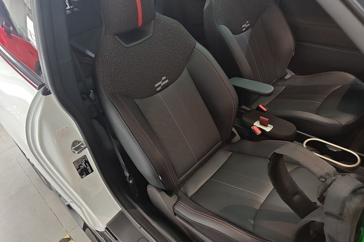 Used MINI Electric COOPER 2024 452km COOPER SE Racing Driver Right Front Seat