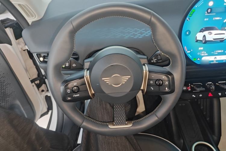 Used MINI Electric COOPER 2024 456km COOPER E Classic Edition Steering Wheel