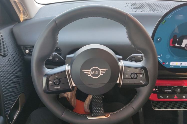 Used MINI Electric COOPER 2024 456km COOPER E Classic Edition Steering Wheel